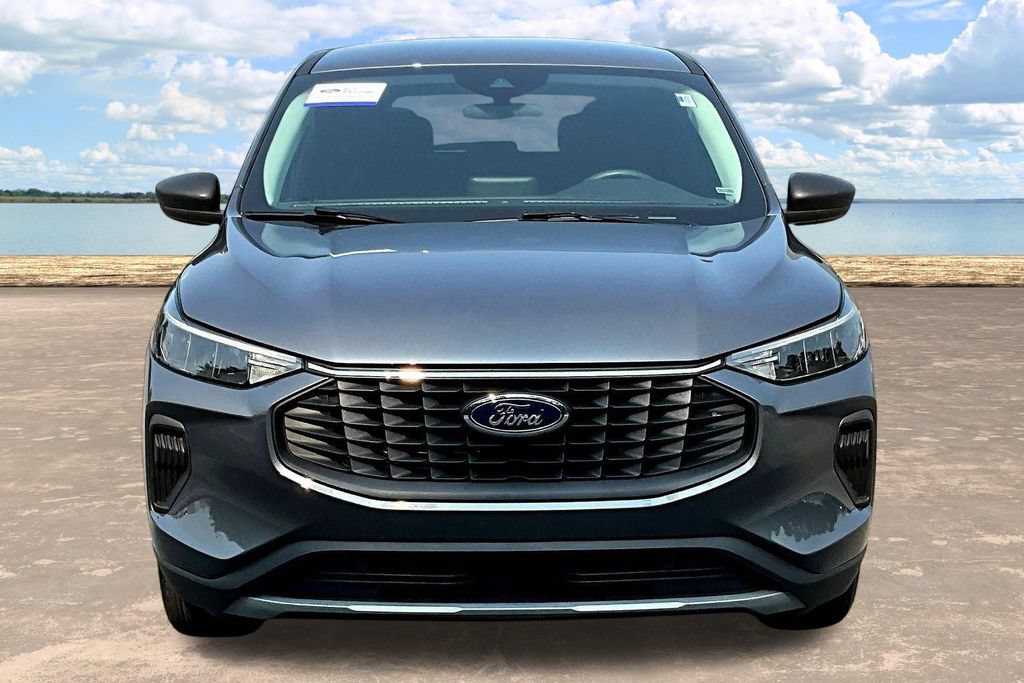 Certified 2025 Ford Escape Active FWD image 2
