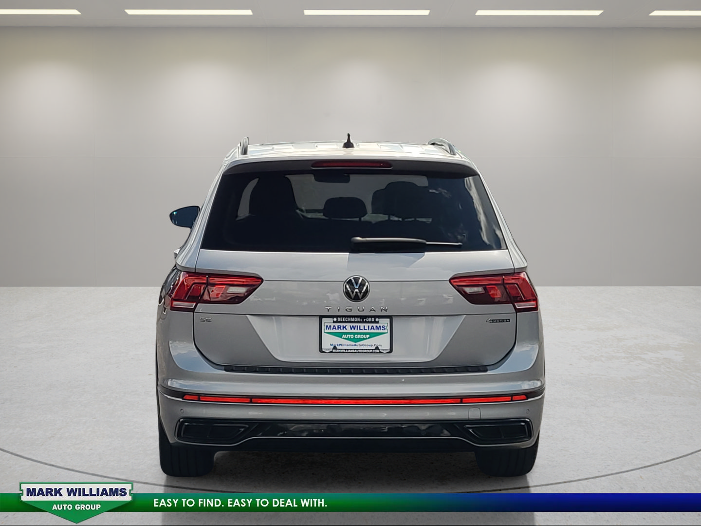 Used 2023 Volkswagen Tiguan SE R-Line AWD/4WD image 5