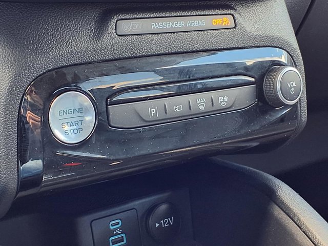 Certified 2023 Ford Escape Platinum AWD/4WD image 14