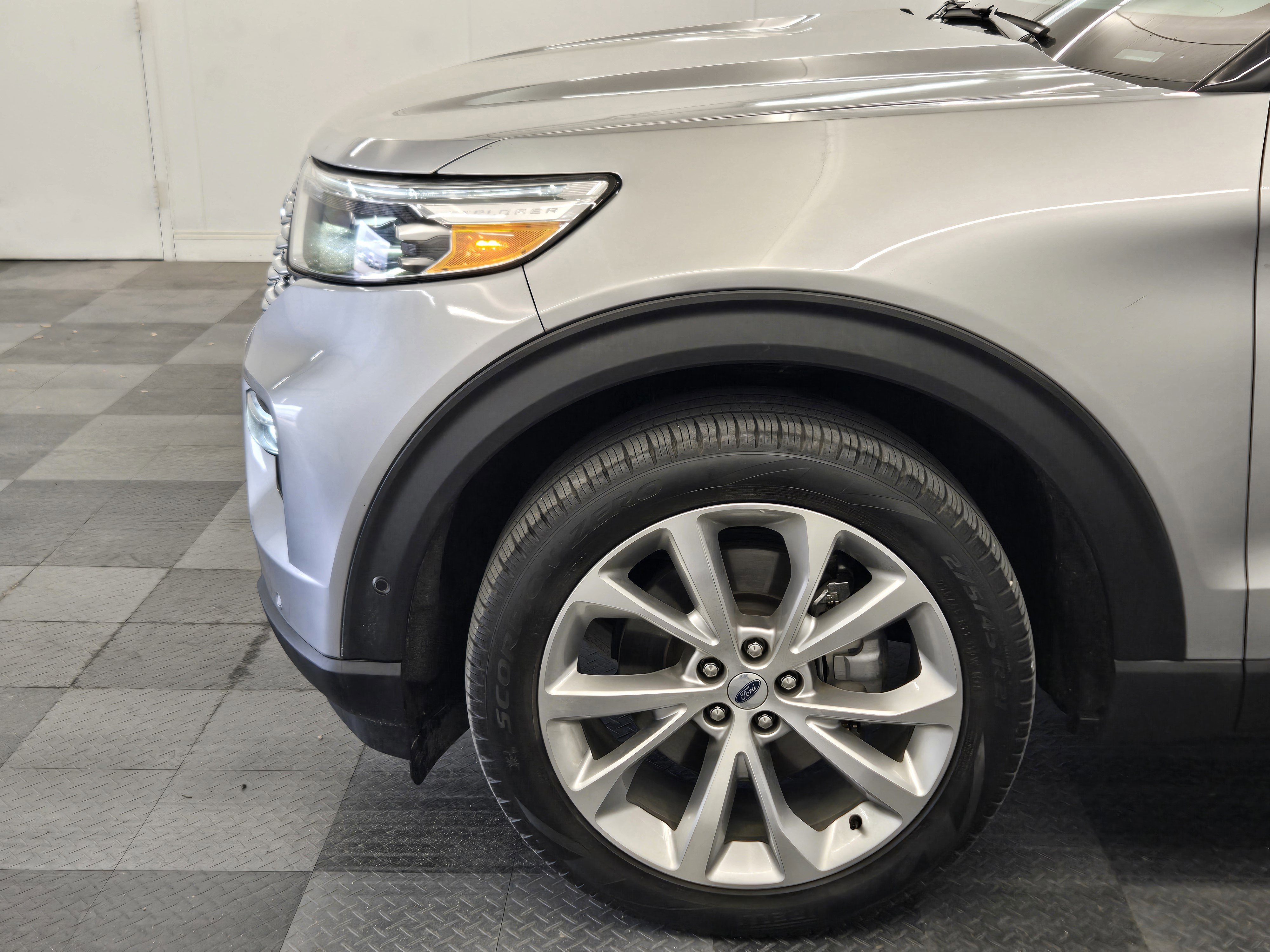 Certified 2023 Ford Explorer Platinum image 10