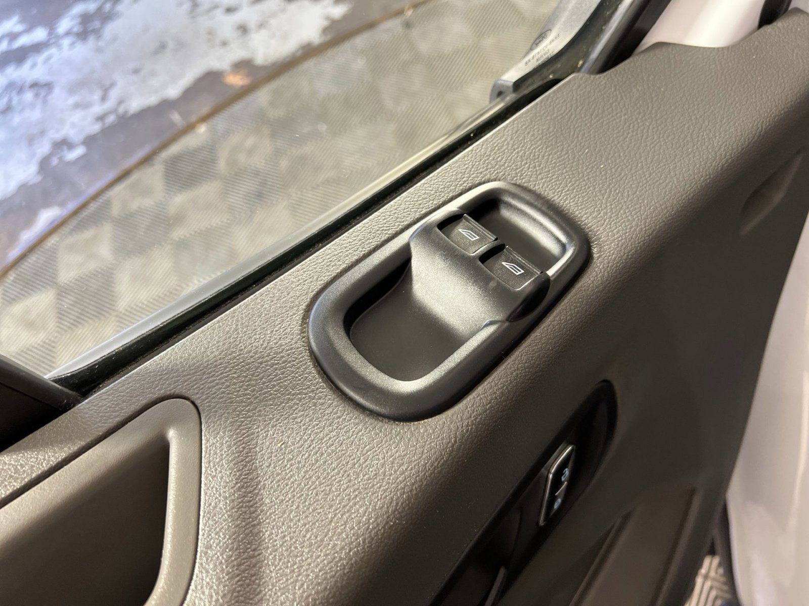 Certified 2024 Ford Transit 250 Low Roof image 15