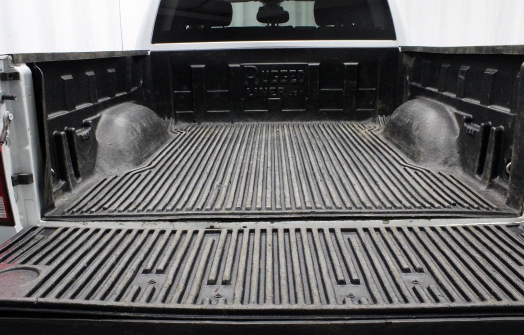 Used 2023 RAM 1500 Classic SLT w/ Electronics Group AWD/4WD image 12