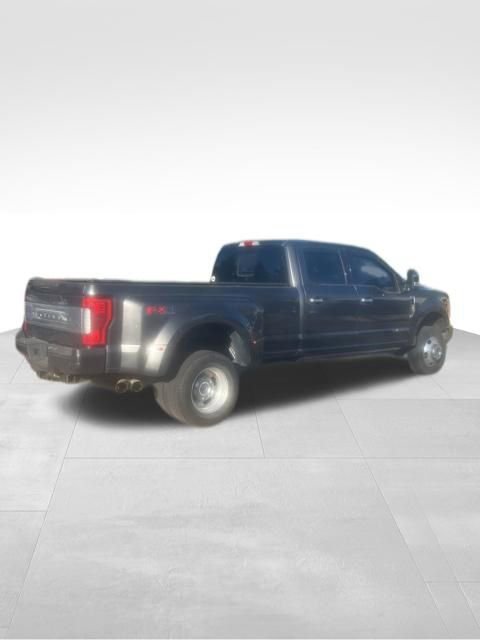 Certified 2019 Ford F350 Platinum w/ Platinum Ultimate Package AWD/4WD image 6
