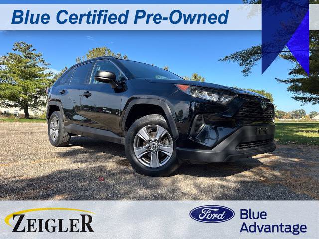Used 2022 Toyota RAV4 LE AWD/4WD image 1