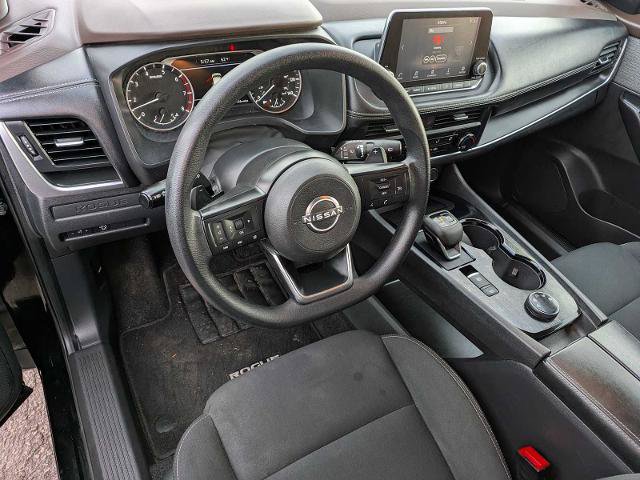 Used 2023 Nissan Rogue S AWD/4WD image 2