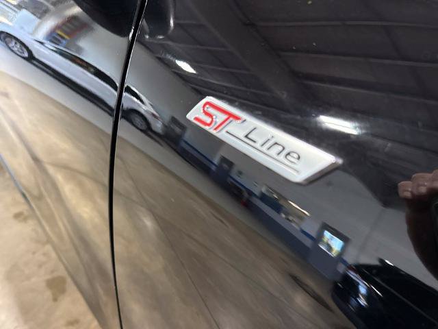 Certified 2023 Ford Escape ST-Line AWD/4WD image 27