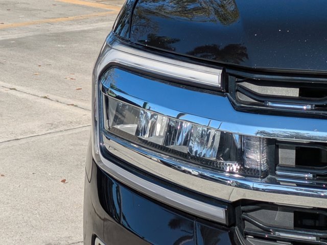 Certified 2023 Ford Expedition Limited image 9