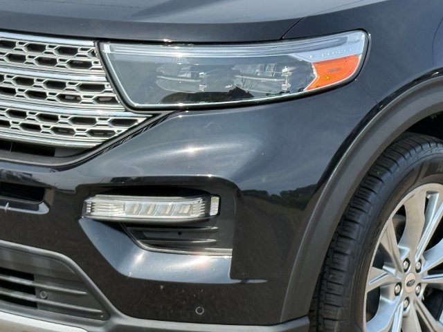 Certified 2022 Ford Explorer Limited w/ Equipment Group 301A AWD/4WD image 14