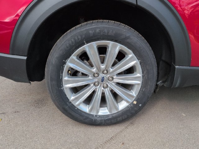 Certified 2023 Ford Explorer Limited AWD/4WD image 12