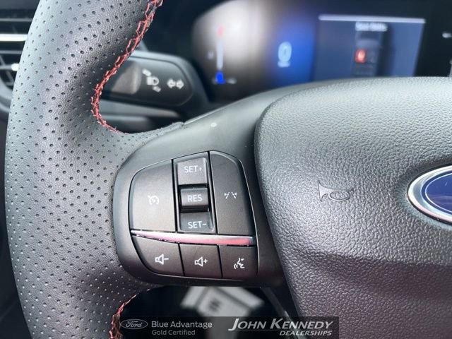 Certified 2025 Ford Escape ST-Line w/ Cold Weather Package image 20