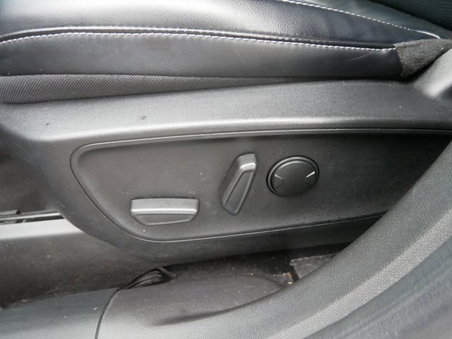 Certified 2023 Ford Escape Platinum AWD/4WD image 17