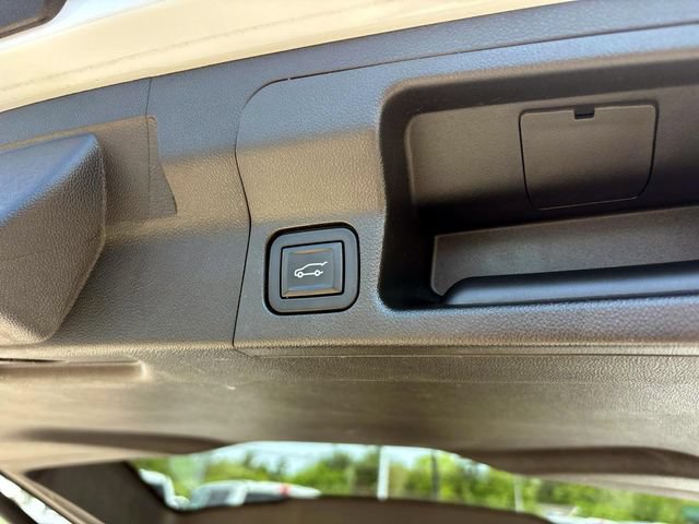 Used 2019 GMC Acadia Denali AWD/4WD image 12