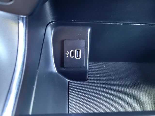 Certified 2025 Ford F150 XLT w/ Equipment Group 302A MID AWD/4WD image 18