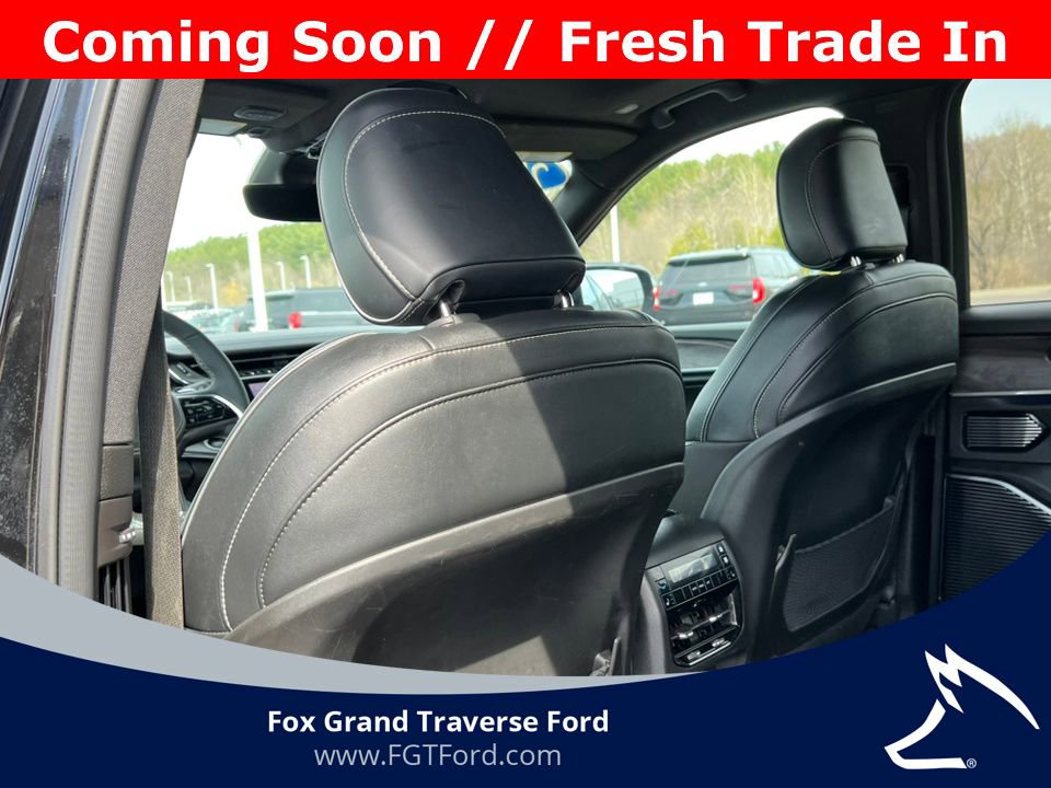 Used 2024 Jeep Grand Cherokee L Overland w/ Trailer Tow Package AWD/4WD image 33