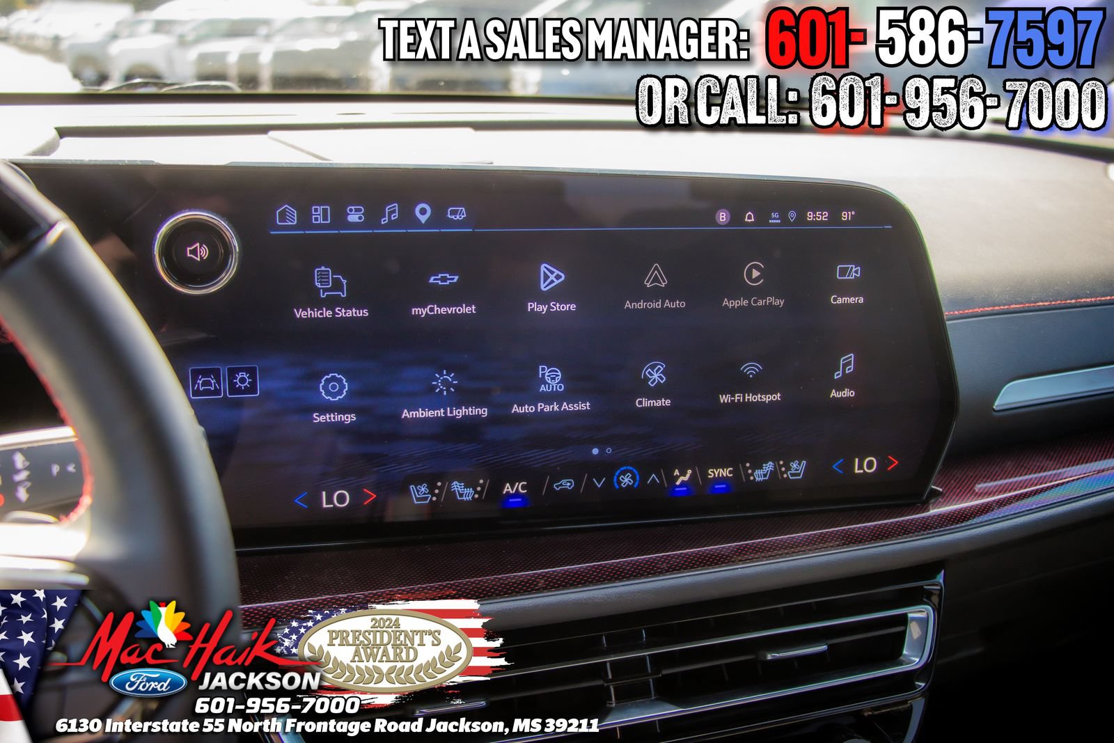Used 2025 Chevrolet Traverse RS AWD/4WD image 15