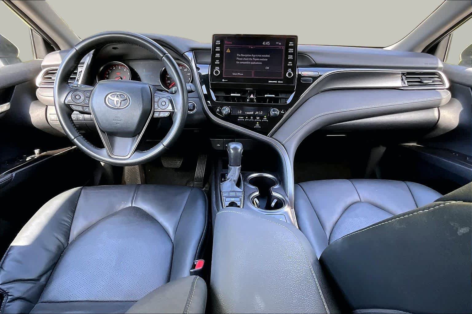 Used 2024 Toyota Camry XSE FWD image 16