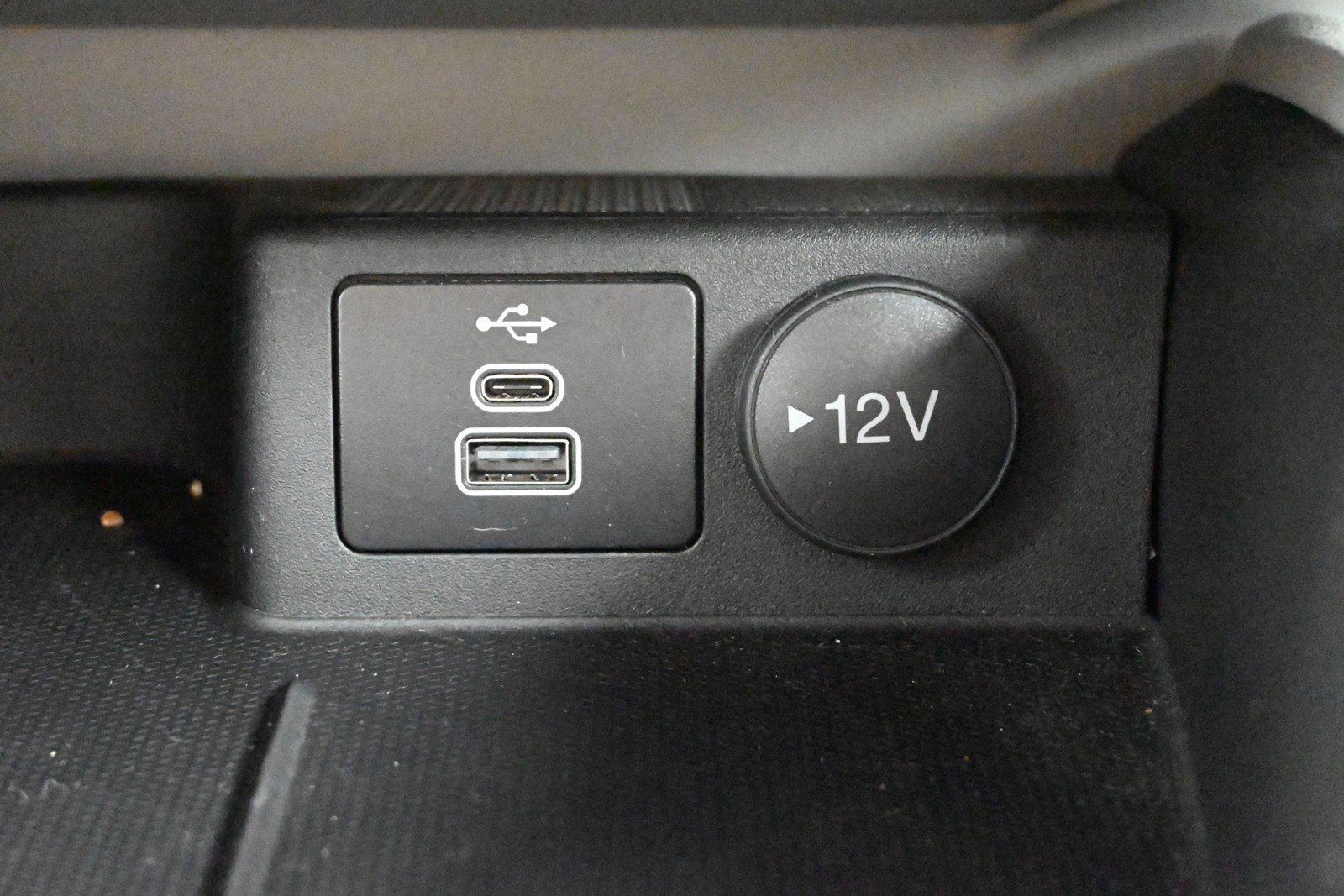 Certified 2024 Ford Escape Active AWD/4WD image 18