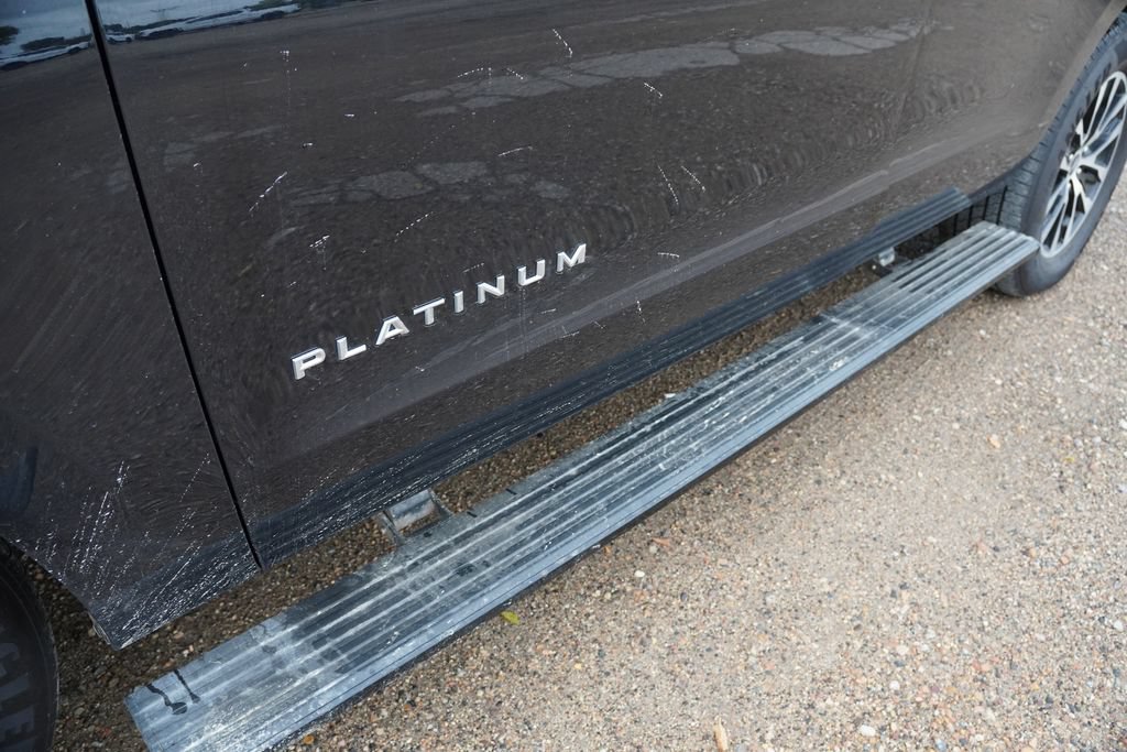 Certified 2025 Ford Expedition Platinum AWD/4WD image 12