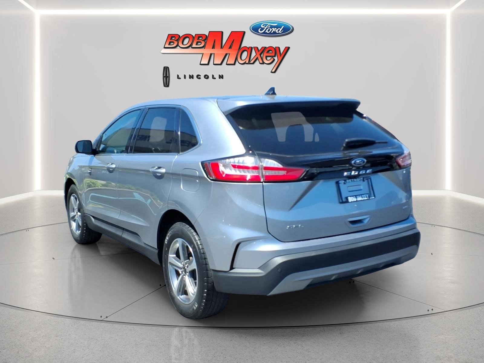 Certified 2023 Ford Edge SEL w/ Convenience Package AWD/4WD image 6