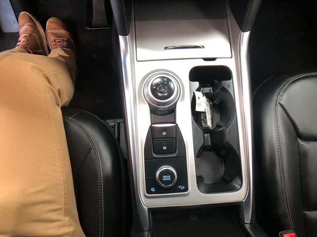 Certified 2022 Ford Explorer XLT w/ Equipment Group 202A image 19