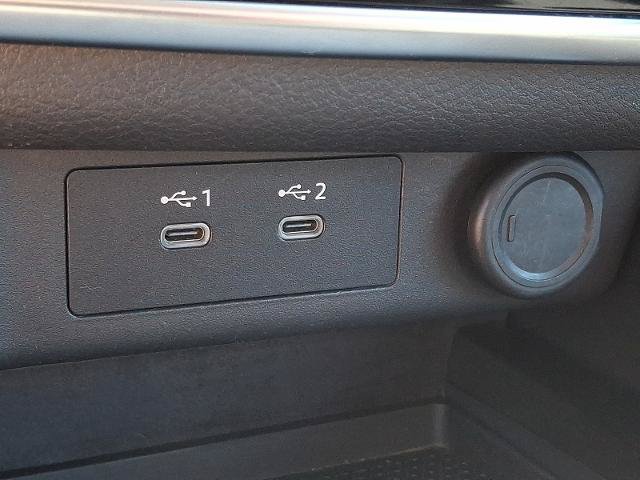 Used 2024 Nissan Rogue S FWD image 23