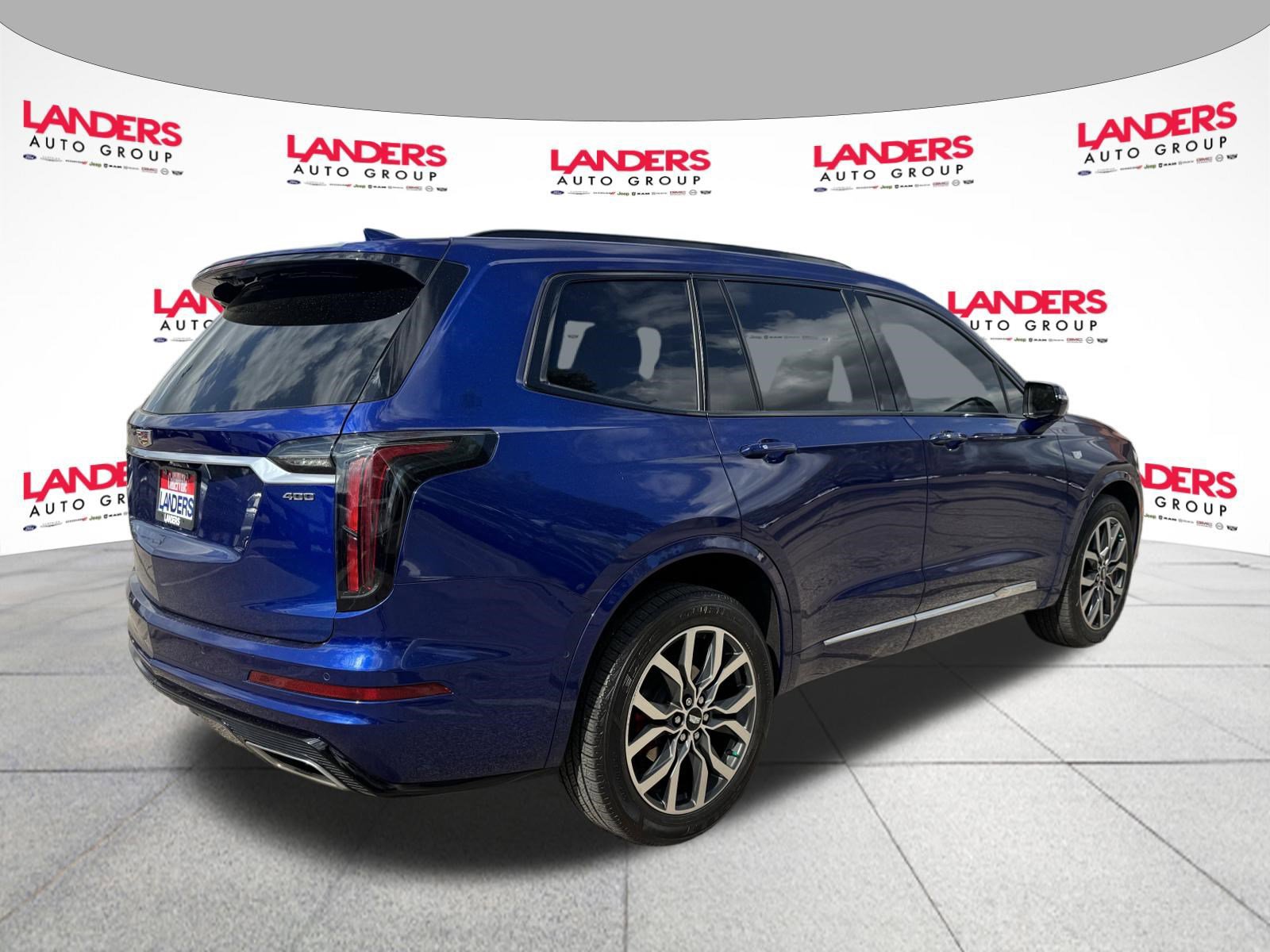 Used 2023 Cadillac XT6 Sport w/ Platinum Package image 5