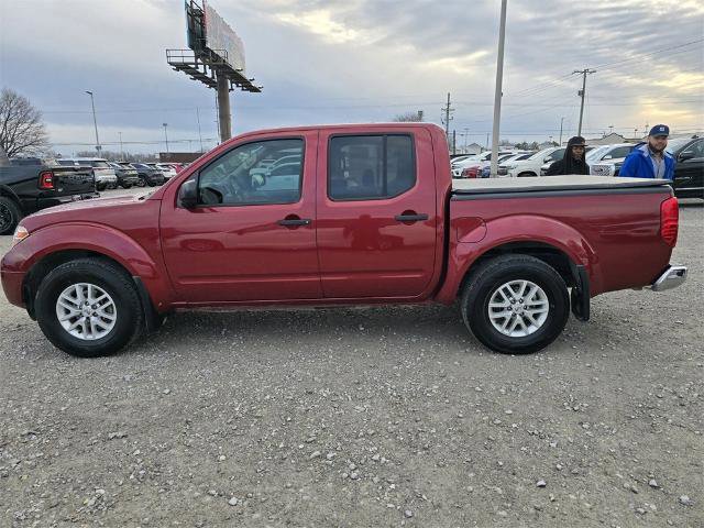 Used 2020 Nissan Frontier SV image 2