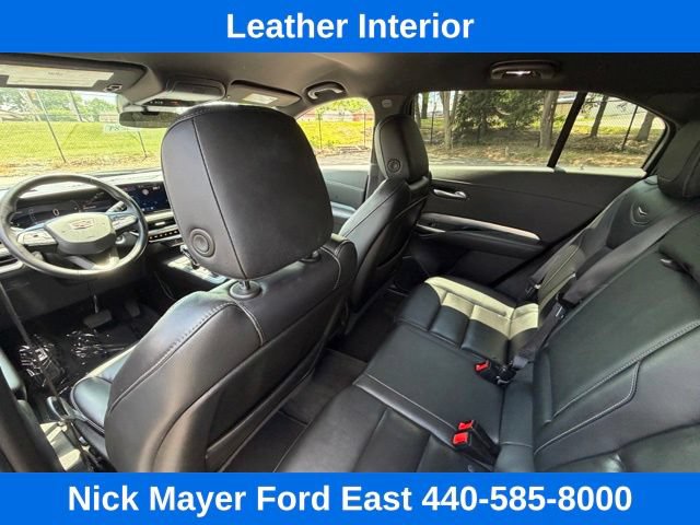 Used 2025 Cadillac XT4 Premium Luxury AWD/4WD image 22