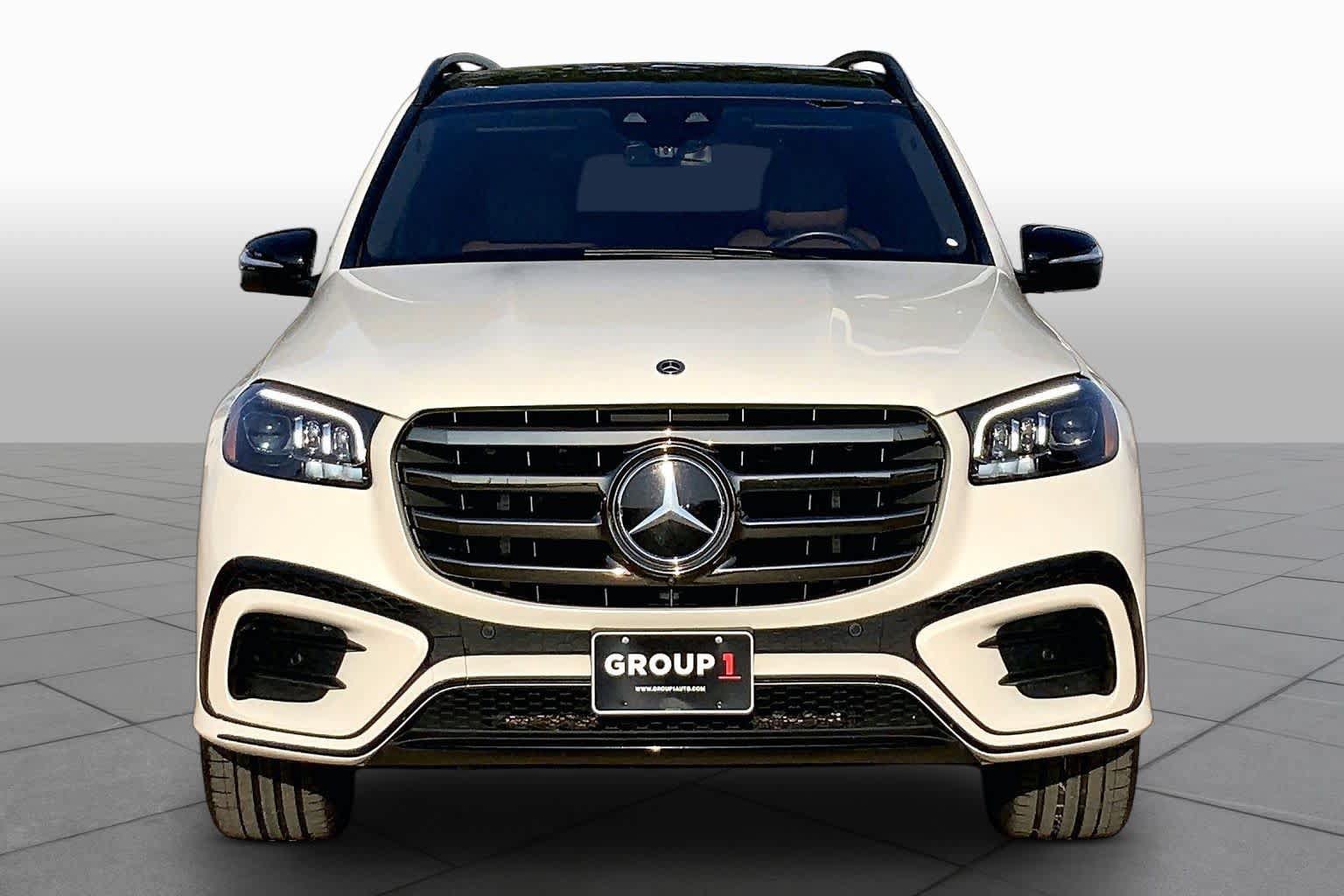 Used 2024 Mercedes-Benz GLS 450 4MATIC image 4