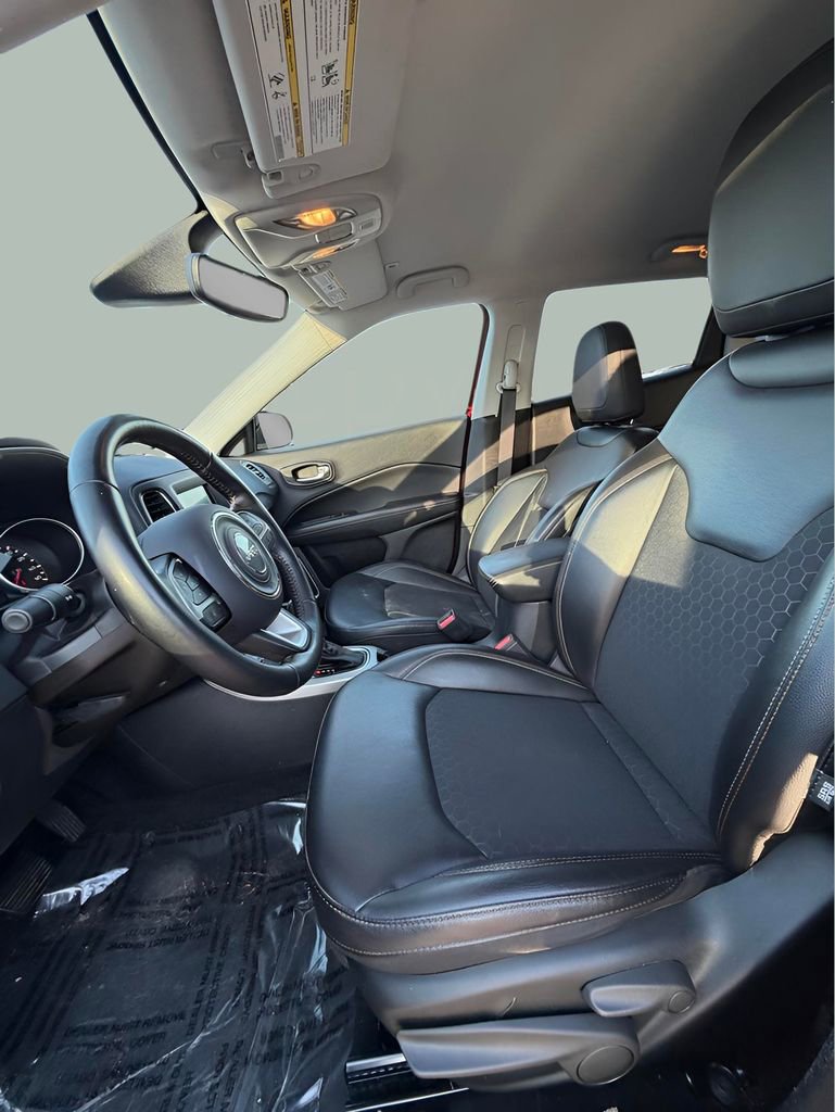 Used 2019 Jeep Compass Latitude w/ Cold Weather Group image 12