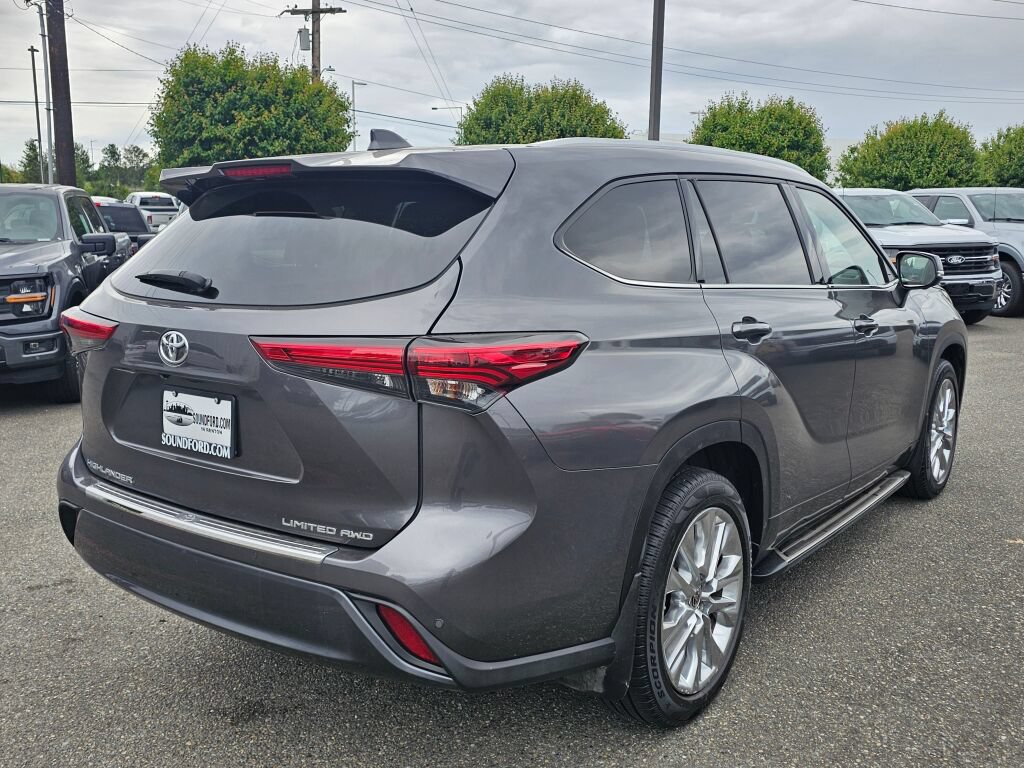 Used 2023 Toyota Highlander Limited AWD/4WD image 6