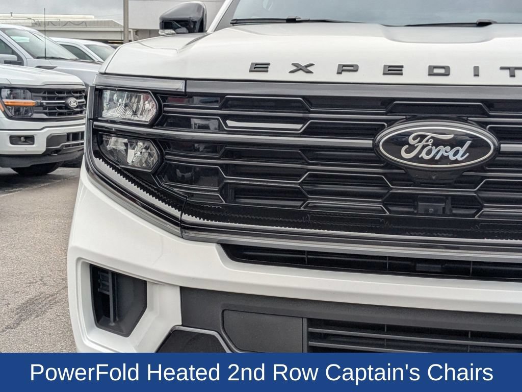 Certified 2025 Ford Expedition Platinum w/ Stealth Performance Package AWD/4WD image 10