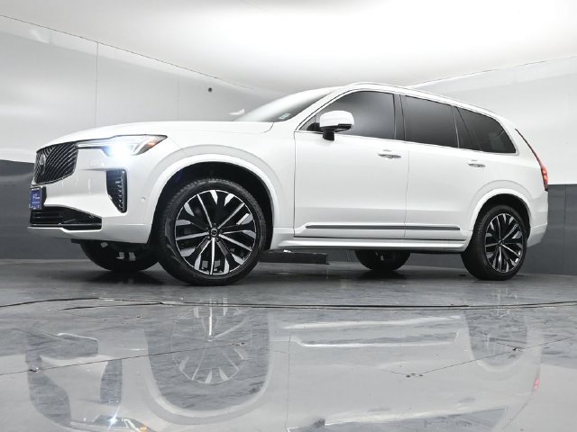 Used 2025 Volvo XC90 B6 Plus w/ Protection Package Premier AWD/4WD image 47