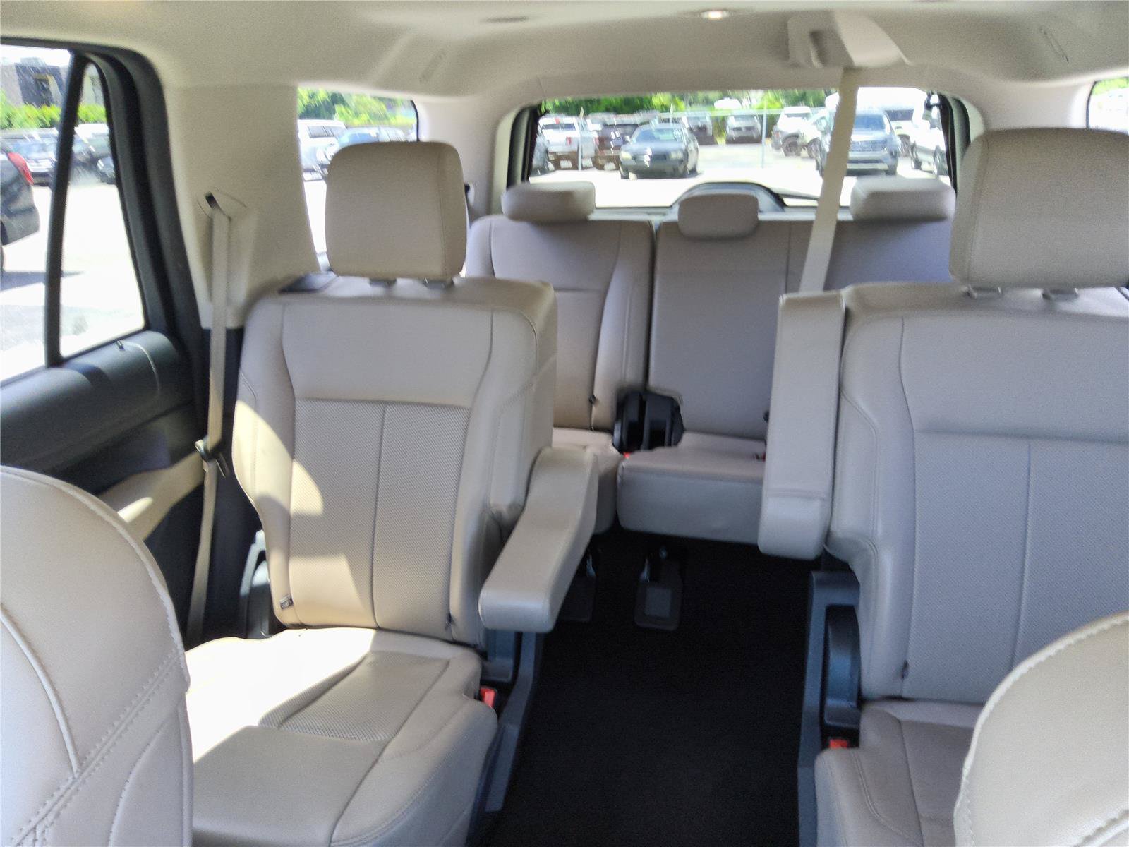 Certified 2023 Ford Expedition XLT RWD image 15