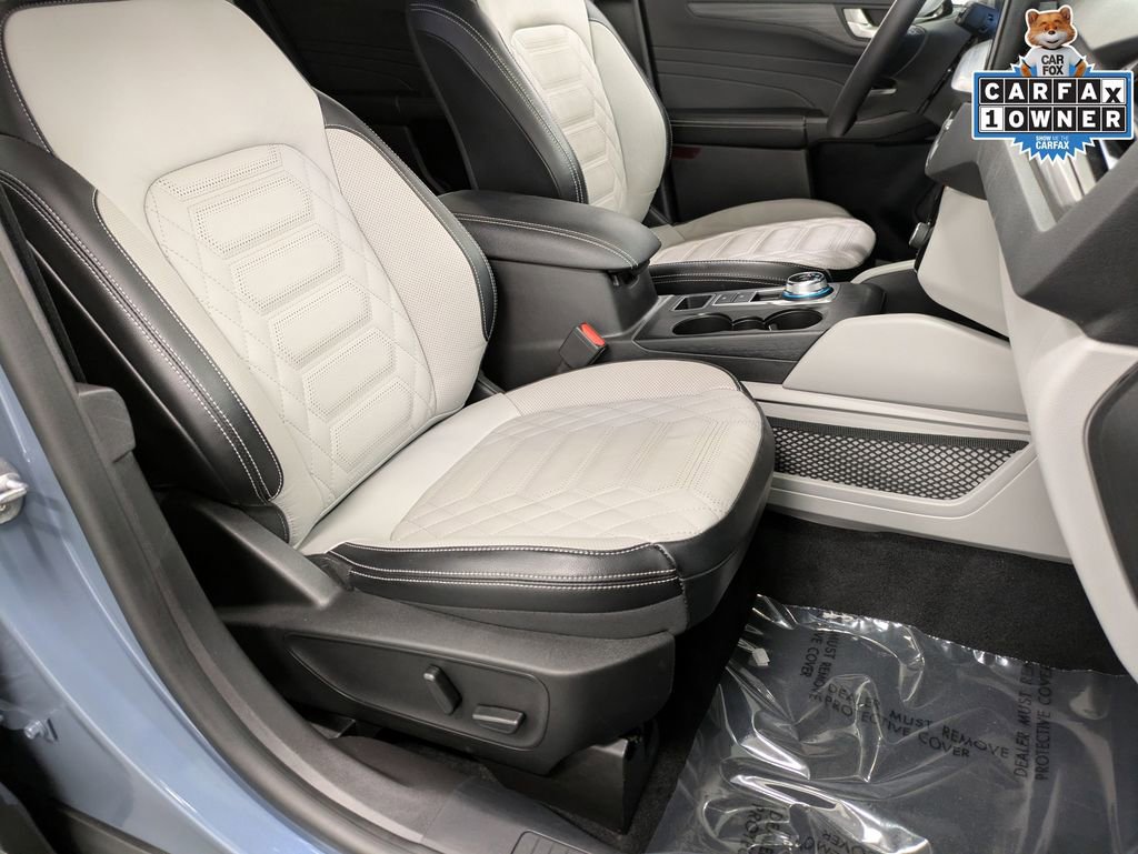 Certified 2023 Ford Escape Platinum w/ Premium Technology Package AWD/4WD image 30