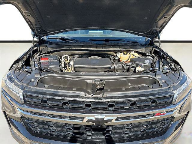 Used 2021 Chevrolet Suburban Z71 w/ Z71 Off-Road Package AWD/4WD image 22