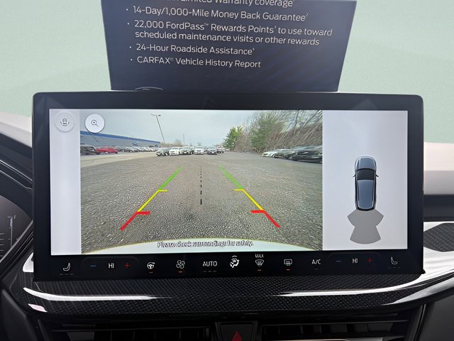 Certified 2024 Ford Escape ST-Line Select w/ Tech Pack #1 AWD/4WD image 13