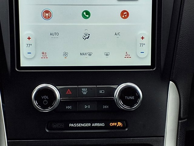 Certified 2024 Ford Edge SEL w/ Convenience Package image 12