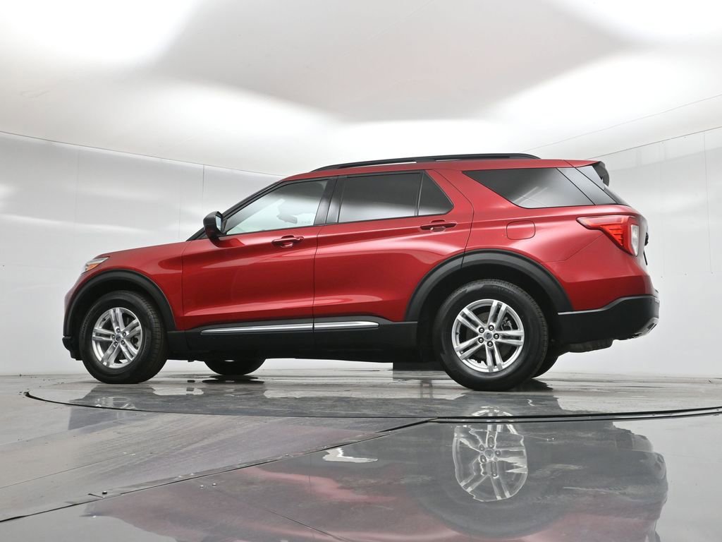 Certified 2021 Ford Explorer XLT image 26