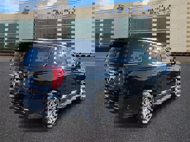 Used 2021 GMC Yukon SLT w/ SLT Premium Package image 5