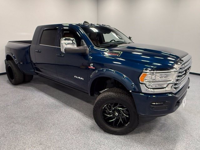 Used 2024 RAM 3500 Limited AWD/4WD image 43