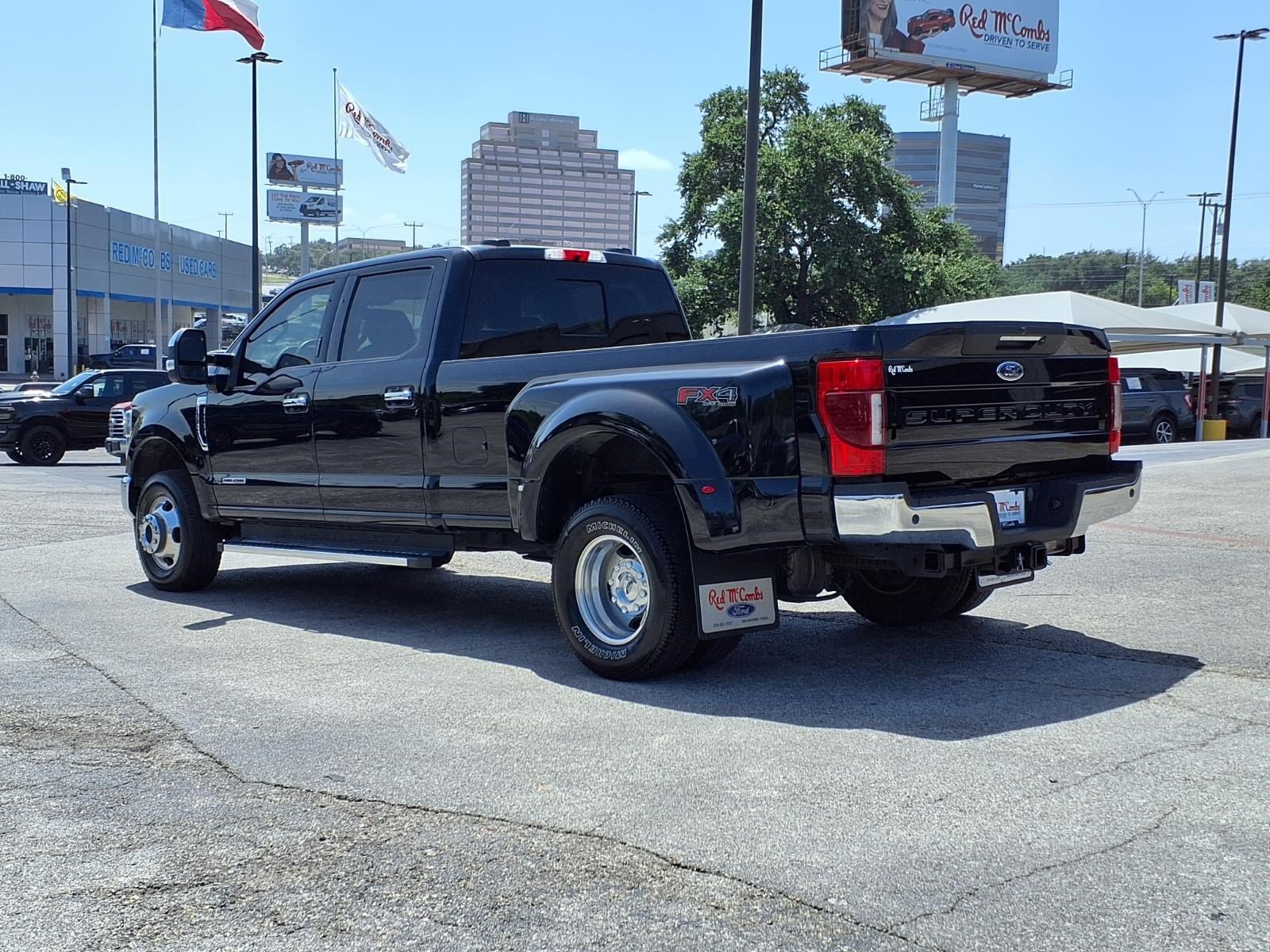 Certified 2022 Ford F350 Lariat w/ Lariat Ultimate Package AWD/4WD image 8