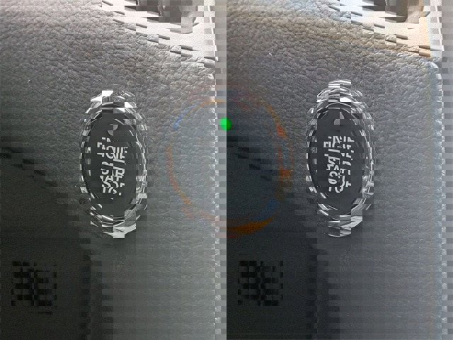 Certified 2023 Ford Edge SEL image 21