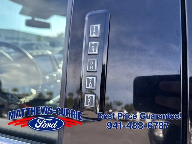 Certified 2022 Ford F250 King Ranch w/ Tremor Off-Road Package AWD/4WD image 9