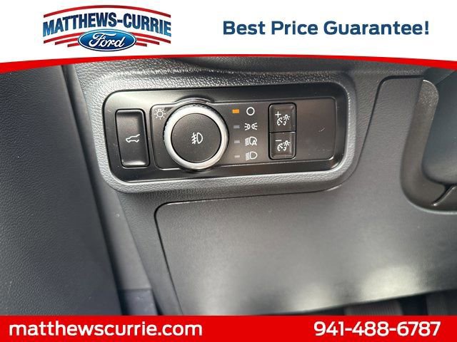 Certified 2025 Ford Explorer Platinum image 28