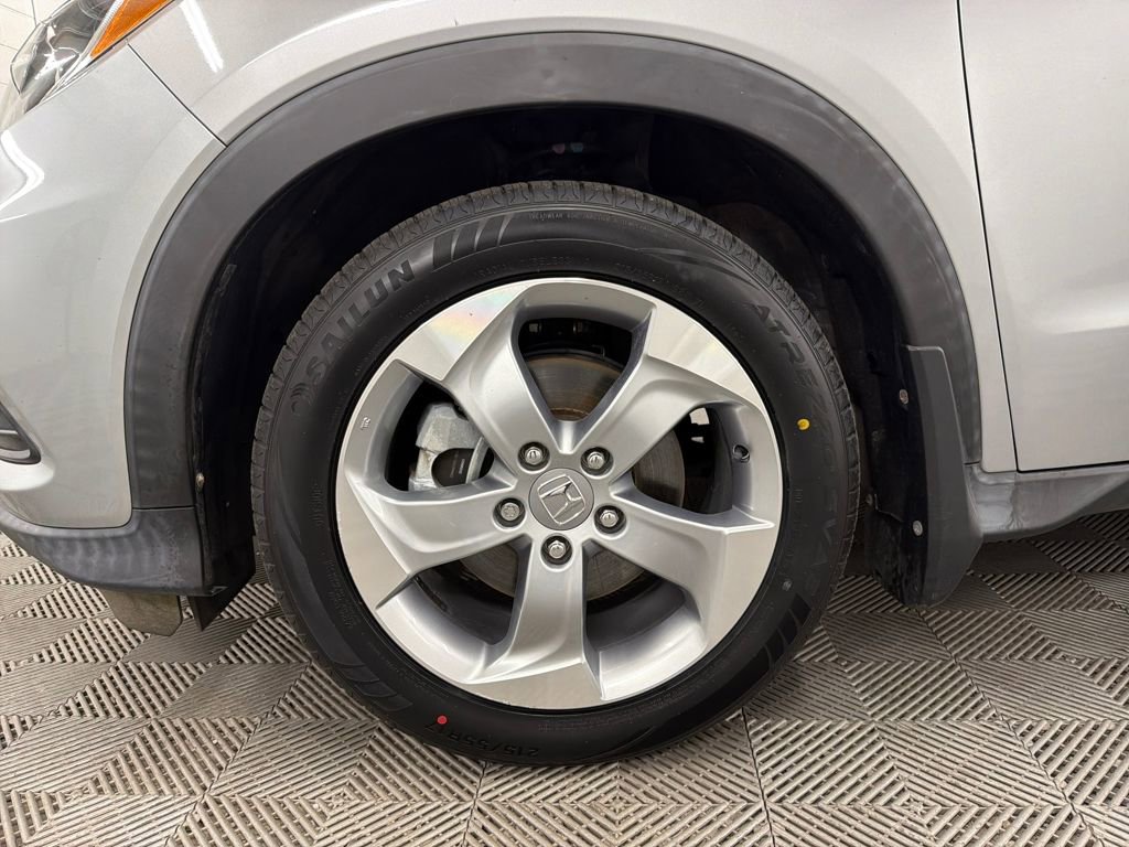 Used 2019 Honda HR-V LX image 12