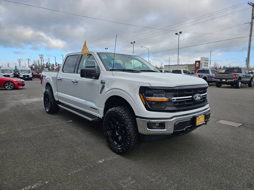 Certified 2025 Ford F150 XLT w/ Equipment Group 301A Standard image 4