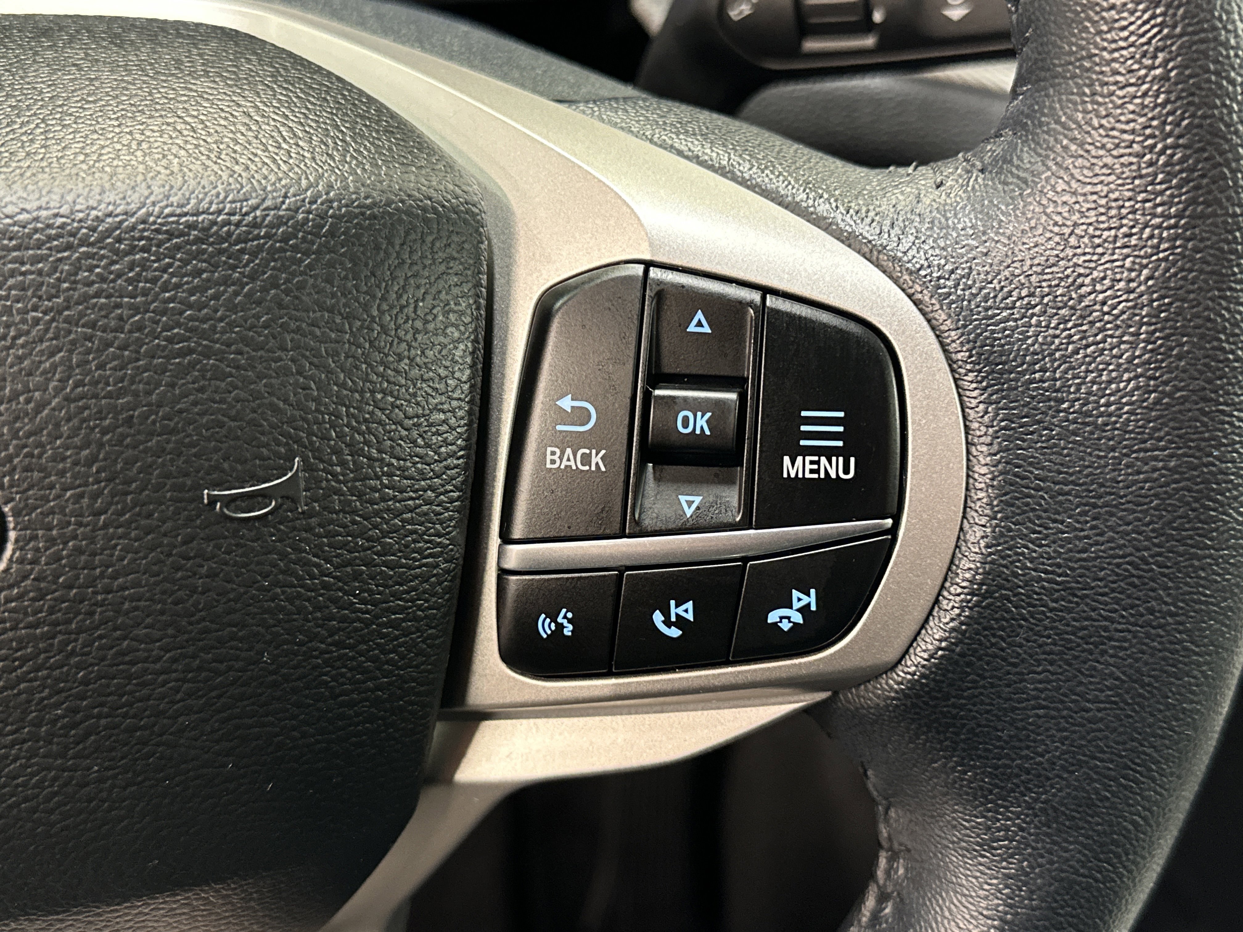 Certified 2023 Ford Explorer XLT w/ Equipment Group 202A image 34