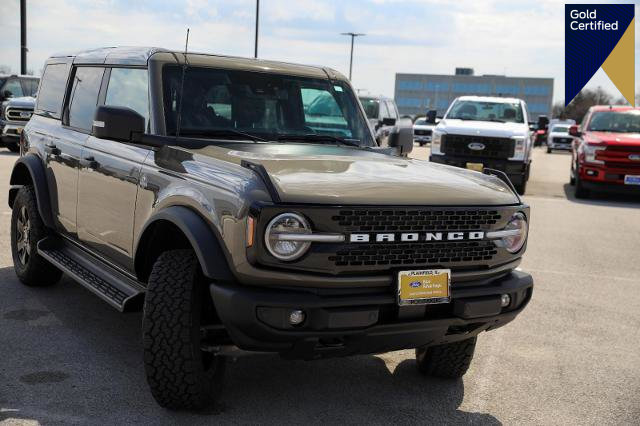 Certified 2025 Ford Bronco Outer Banks AWD/4WD image 1