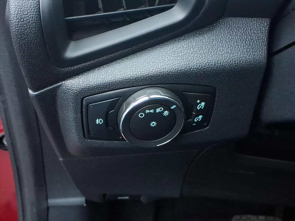 Certified 2021 Ford EcoSport SE image 19